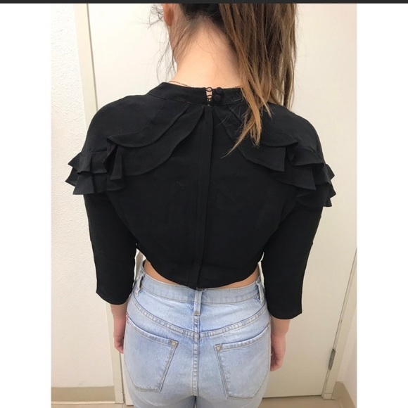 NWT For Love & Lemons Revolve 🔥 Poppy Ruffle Cropped Top Black Sz M - Picture 12 of 12